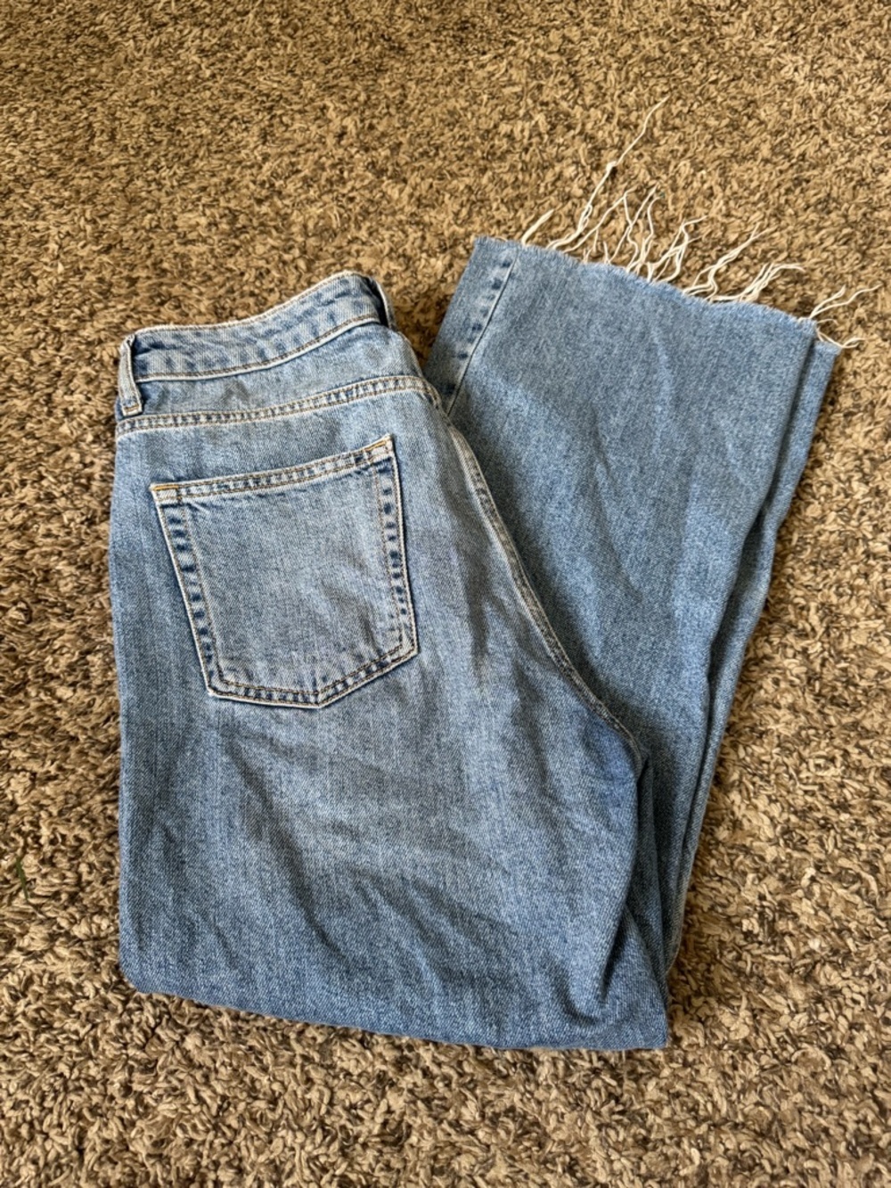 Forever 21 Light Blue Wide-Leg Jeans with Raw Hem - Picture 2 of 4